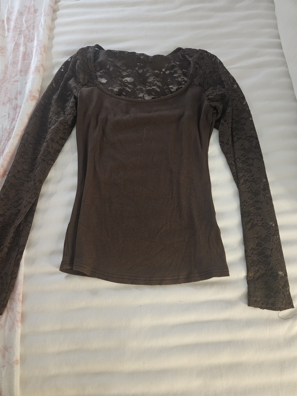 Lace Trim Ribbed Top Bundle - Picture 6 of 7